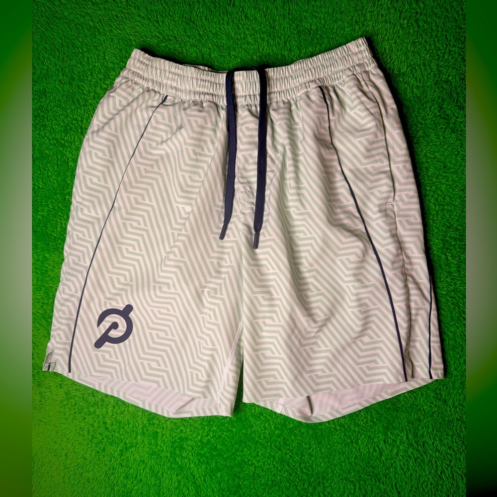 Peloton Turin Output Lined Shorts Size Medium - image 2